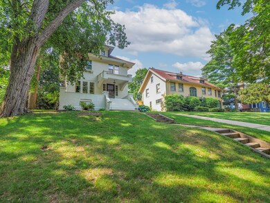 1519 Grand Ave-203