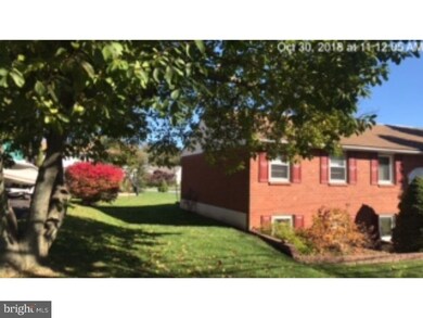 4949 Grant Dr, Brookhaven, PA 19015 - photo 2