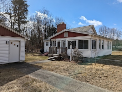 125 Plumtree Rd, Sunderland, MA 01375 - photo 2