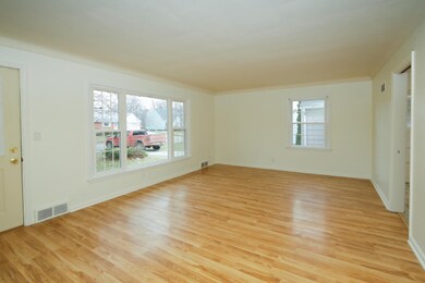 1406 Trails End St-103