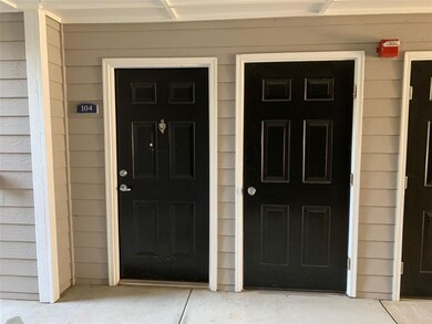 195 Yellowstone Dr unit 104, Charlottesville, VA 22903 - photo 2