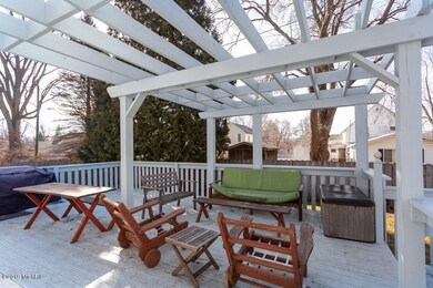 6 Beech St E, Three Oaks, MI 49128 - photo 4