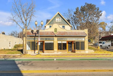 6528 W North Ave, Wauwatosa, WI 53213 - photo 2