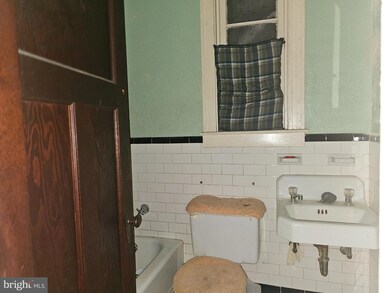 2609 Beryl Ave, Baltimore, MD 21205 - photo 4