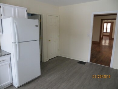 940 Hovey 002