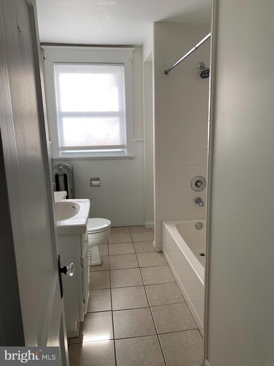 21 S Wycombe Ave unit B, Lansdowne, PA 19050 - photo 5