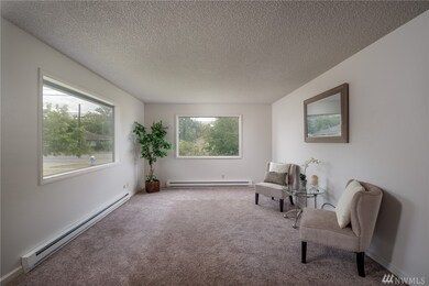 213 E Grover St, Lynden, WA 98264 - photo 3