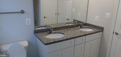 15207 Peerless Ave, Upper Marlboro, MD 20772 - photo 3