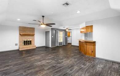 804 Golfview Dr, Richmond, TX 77469 - photo 4