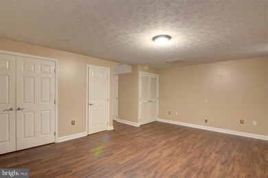 8402 Oak Meade Way, Jessup, MD 20794 - photo 5