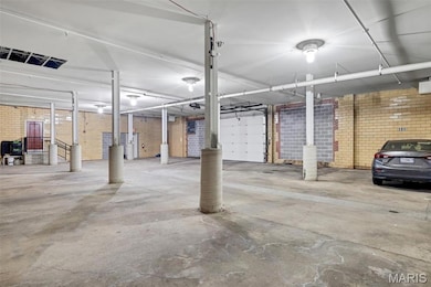 1720 Chouteau Ave unit 110, Saint Louis, MO 63103 - photo 5