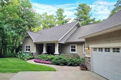 8702 E 98th St, Howard City, MI 49329 - photo 3