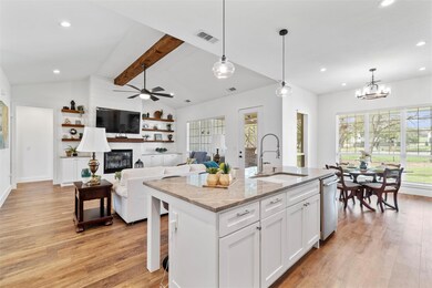 3722 Lonesome Creek Rd, Granbury, TX 76049 - photo 4