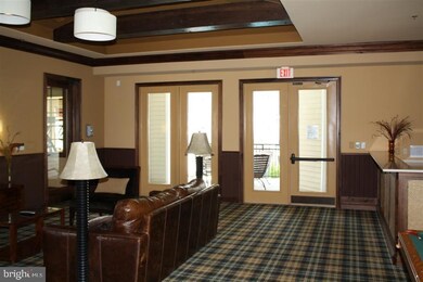 12900 Centre Park Cir unit 401, Herndon, VA 20171 - photo 5