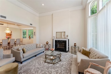 22544 Macfarlane Dr, Woodland Hills, CA 91364 - photo 5