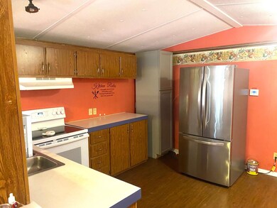 370 Town View Estates, Jamestown, KY 42629 - photo 5