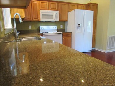 112 Wilde Brook Dr, Asheville, NC 28806 - photo 6