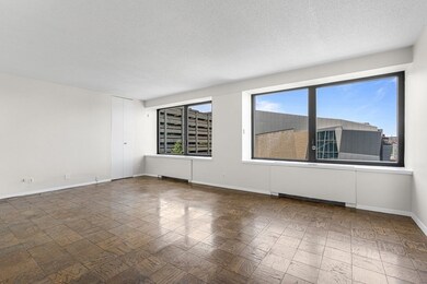 Harbor Towers unit 4H, Boston, MA 02110 - photo 4