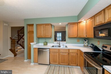 605 Budleigh Cir, Lutherville Timonium, MD 21093 - photo 4