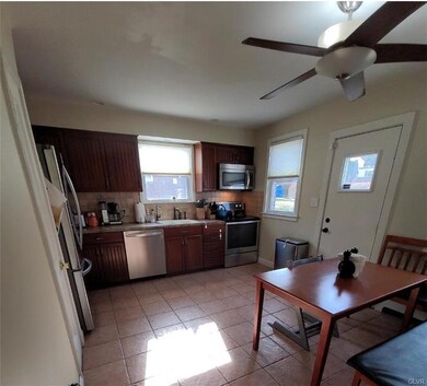 2408 S 6th St, Allentown, PA 18103 - photo 7