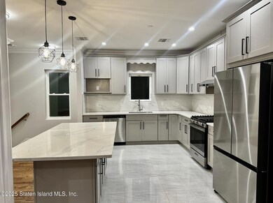 552 Arden Ave unit 2, Staten Island, NY 10312 - photo 4