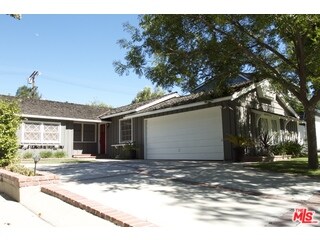 5212 Comercio Ave, Woodland Hills, CA 91364 - photo 4