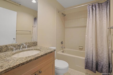 1701 Crompond Rd unit 6304, Peekskill, NY 10566 - photo 7