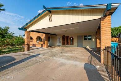 2537 N 48th Ln, Phoenix, AZ 85035 - photo 4