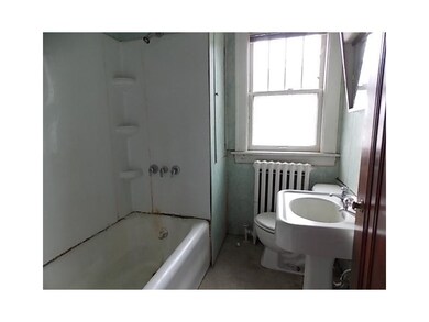 Full Bath.