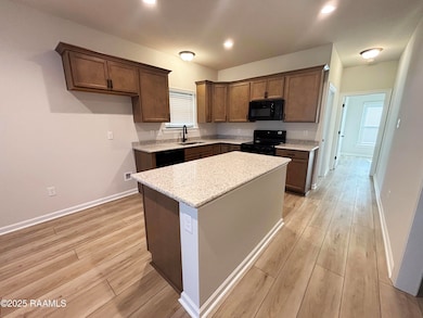 200 Parkington Ct, Lafayette, LA 70507 - photo 4