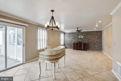 418 Central Ave, Reisterstown, MD 21136 - photo 3