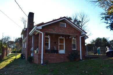 935 Hopson St, Johnson City, TN 37601 - photo 2