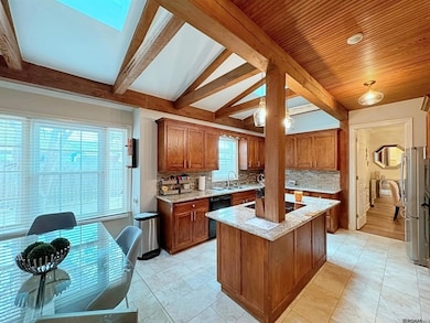 11831 Thornberry Ln, Baton Rouge, LA 70810 - photo 3