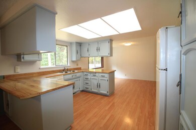 3450 Amber Ln, Grants Pass, OR 97527 - photo 4