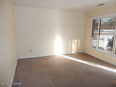 9100 New Maple Rd, Louisville, KY 40229 - photo 2