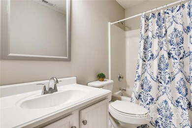 961 Ashland Ave, Statesville, NC 28677 - photo 6