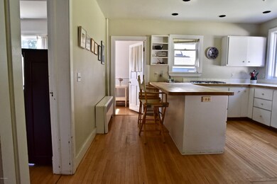 213 Oak St, Great Barrington, MA 01230 - photo 4