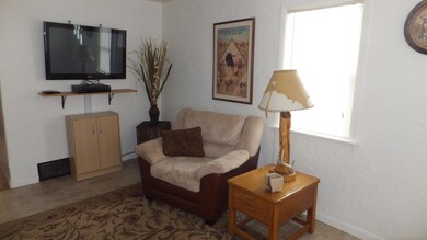 Living room: view 2