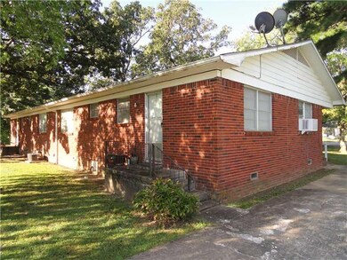 295 & 300 N Center St, Elkins, AR 72727 - photo 3
