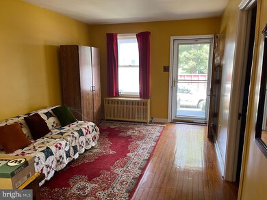 2316 Spring St, Reading, PA 19609 - photo 3