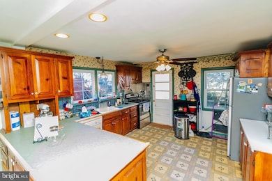 29 Cadwallader Ct, Yardley, PA 19067 - photo 4