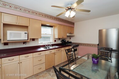 301 S Gretta Ave, Waukegan, IL 60085 - photo 4