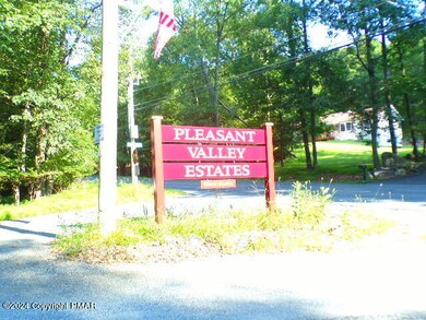 2505/2511 Green Forest Ct, Polk Township, PA 18058 - photo 4