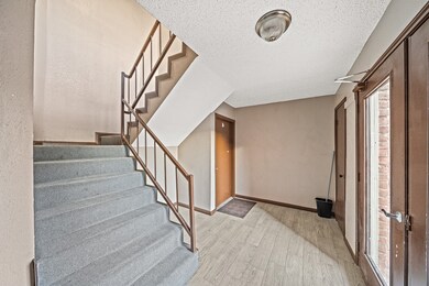 12100 Overbrook Ln unit 17D, Houston, TX 77077 - photo 4