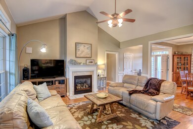 1106 Linkway Ln Wilmington NC-large-007-