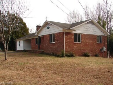 348 Oak View Ln, Asheboro, NC 27205 - photo 4