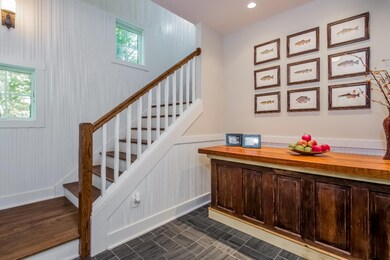 006-Foyer-2087535-large
