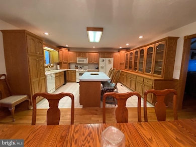 118 Coyote Ln, Berkeley Springs, WV 25411 - photo 6