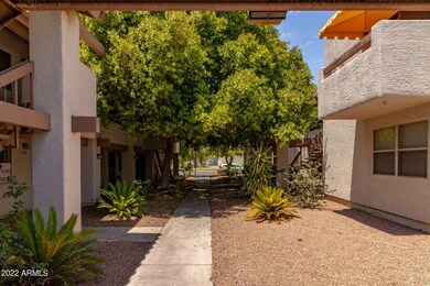 North 8th St 101 (4).jpg-SMALL