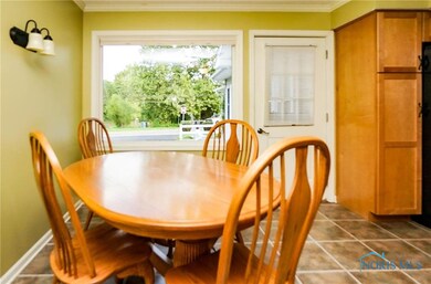 923 E Main Cross St, Findlay, OH 45840 - photo 7